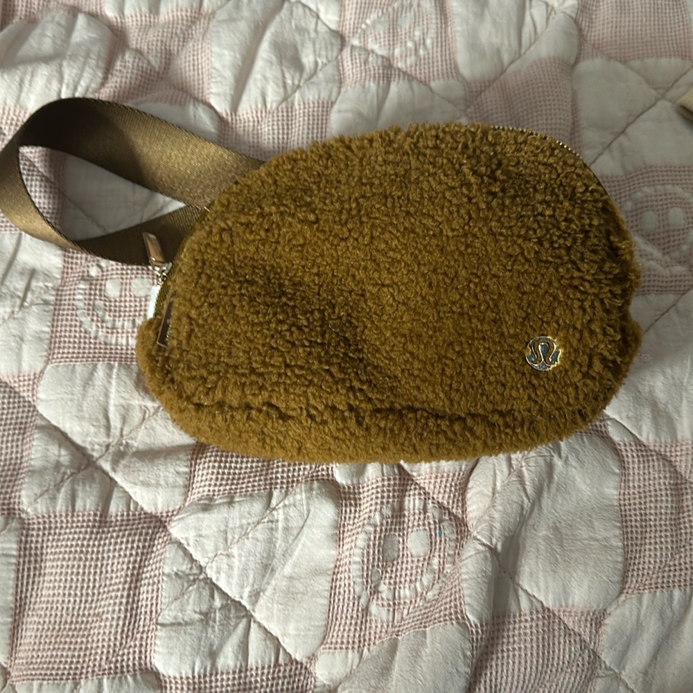 Belt bag lululemon